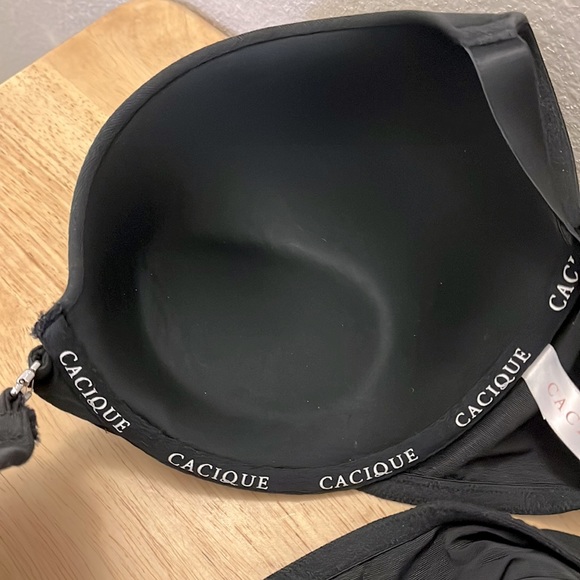 Cacique front closure cotton push-up plunge bra with criss-cross straps size 44C - Picture 4 of 6